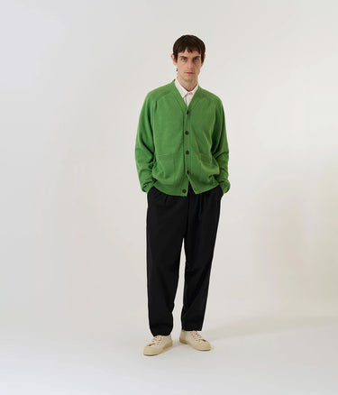 UNIVERSAL WORKS POCKET DAVID CARDIGAN 34451 GREEN - Shoelosophy