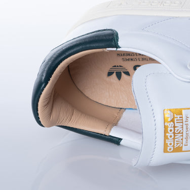 ADIDAS STAN SMITH LUX HP2201 WHITE SHADOW GREEN - Shoelosophy
