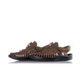 KEEN UNEEK 1023381 DARK OLIVE BLACK - Shoelosophy