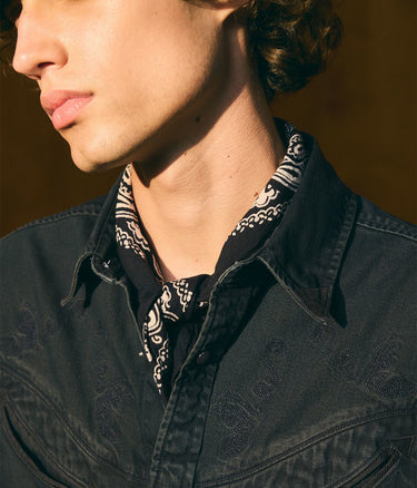 LEVI'S PAISLEY BANDANA 77138-0631 CAVIAR BLACK - Shoelosophy