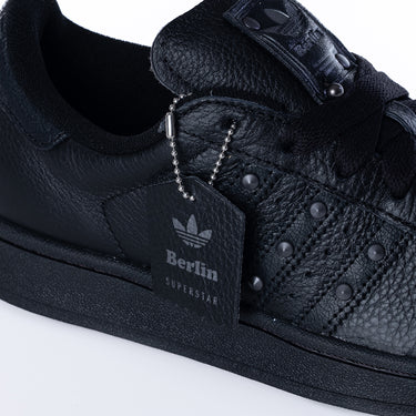 ADIDAS SUPERSTAR II BERLIN JQ3225 BLACK CARBON - Shoelosophy