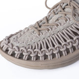 KEEN UNEEK 1032093 ABBEY STONE PLAZA TAUPE - Shoelosophy