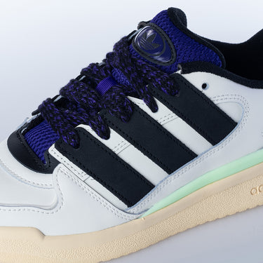 ADIDAS WOMENS FORUM 2000 JH7946 OFF WHITE CORE BLACK - Shoelosophy