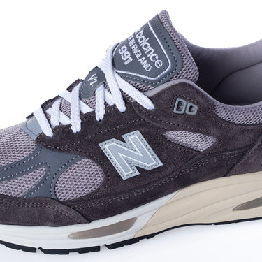 NEW BALANCE 991 V2 MADE IN ENGLAND U991RG2 ALLIAGE DE FER FORGÉ - Shoelosophy