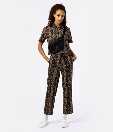 DICKIES WOMENS CAMDEN PANT 카키색 여성 - Shoelosophy