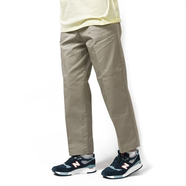 CARHARTT 여성 패커드 팬츠 I023066 GOBI 여성 앵클 팬츠 - Shoelosophy