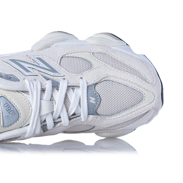 NEW BALANCE 9060 U9060WHT SEA SALT MOONBEAM - Shoelosophie