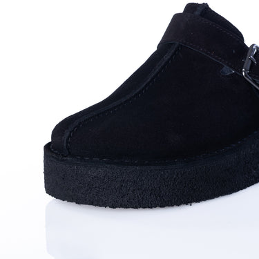 CLARKS ORIGINALS DAMEN DESERT TREK WEDGE MULE SCHWARZES WILDLEDER - Shoelosophy