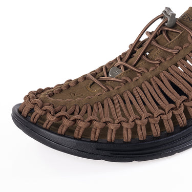 KEEN UNEEK 1023381 DARK OLIVE BLACK - Shoelosophy