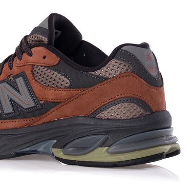 NEW BALANCE 2010 U2010ANV MARRON NOIR - Shoelosophy