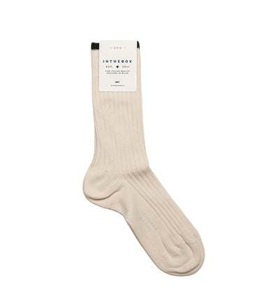 IN DER BOX BASIC-SOCKEN AUS BAUMWOLLE, GERIPPT, CREME, HERGESTELLT IN ITALIEN - Shoelosophy