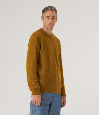 UNIVERSAL WORKS  LYON CREW SWEATER 33457 ALPACA KNIT GOLD - Shoelosophy